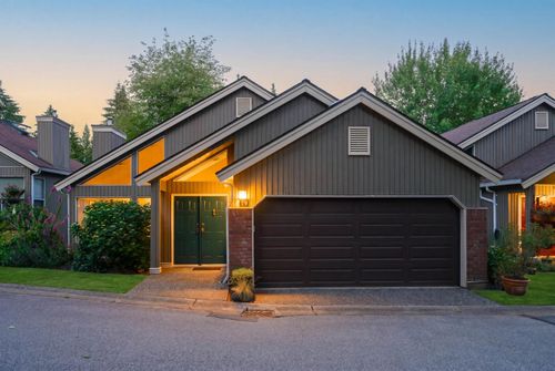 29-4055 Indian River Dr, North Vancouver, BC, V7G2R7 | Card Image