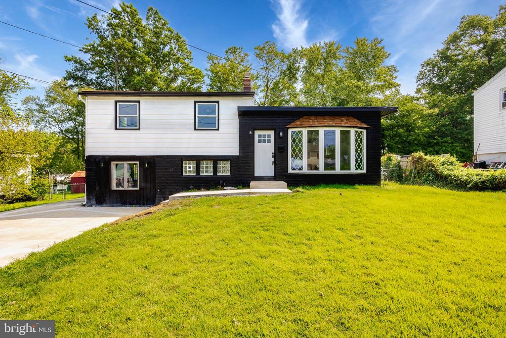 Ava Ave, Somerdale, NJ 08083