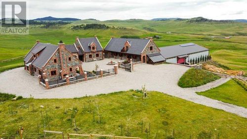 1029 Twp Rd 8-4, Cowley, AB, T0K1W0 | Card Image