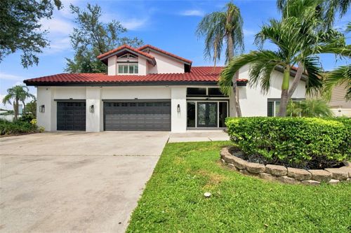 4123 Crosswater Dr, Tampa, FL, 33615-5636 | Card Image