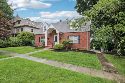 4 Aldine Park, Nyack, NY, 10960-2509 | Card Image