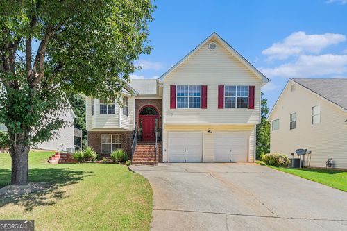 11688 Spring Lake Way, Fayetteville, GA, 30215-6674 | Card Image
