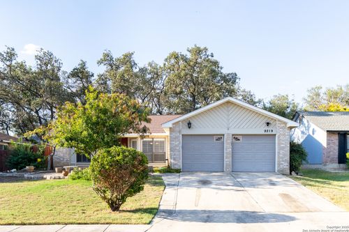 9219 Ridge Wind, San Antonio, TX, 78250-4042 | Card Image