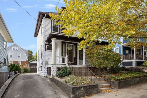 93 Overhill Road, Providence, RI, 02906 | Card Image