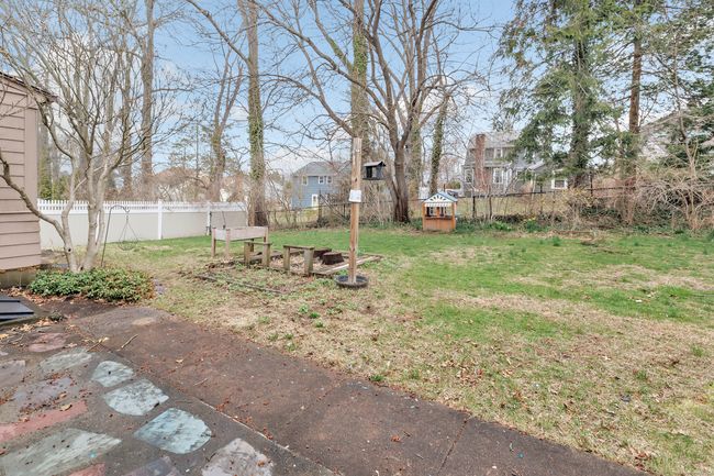 135 Carmalt Rd, House other with 3 bedrooms, 2 bathrooms and 6 parking in Hamden CT | Image 8