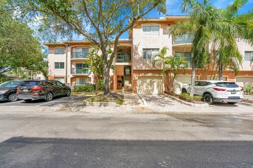 apt-616-2033 Se 10th Ave, Fort Lauderdale, FL, 33316-4518 | Card Image