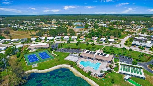 877 Charlemagne Blvd, NAPLES, FL, 34112-7130 | Card Image