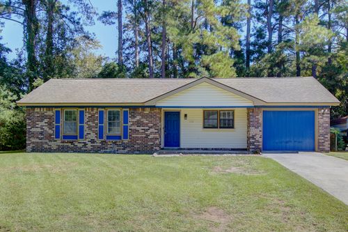 110 Duncan Ct, Summerville, SC, 29486-1706 | Card Image