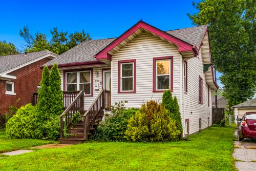 253 Oakwood Ave, Hammond, IN, 46324-1420 | Card Image