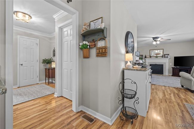 11830 Explorer Ct, House other with 4 bedrooms, 3 bathrooms and null parking in Midlothian VA | Image 5