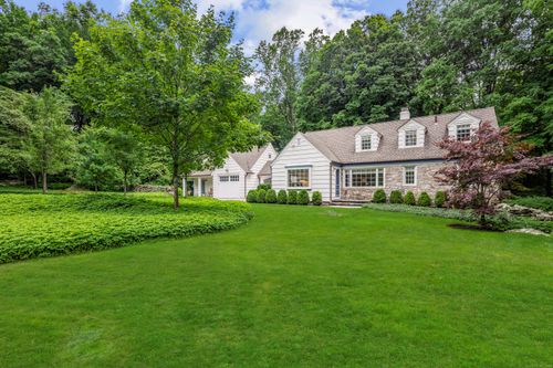 102 12 O Clock Rd, Weston, CT, 06883 | Card Image