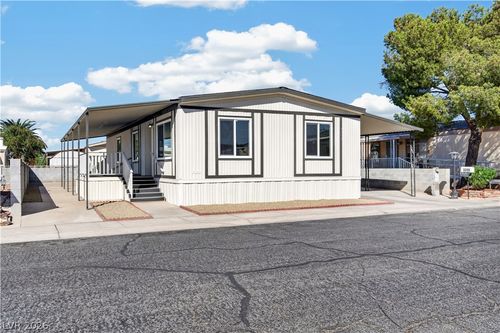 3355 Haleakala Dr, Las Vegas, NV, 89122-3963 | Card Image