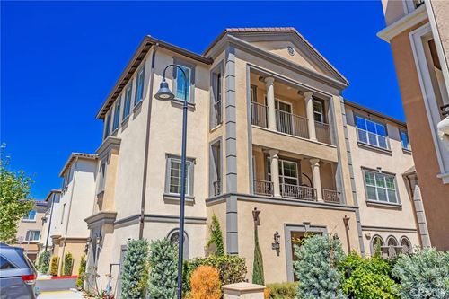 8227 Traveller St, Chino, CA, 91708-9455 | Card Image