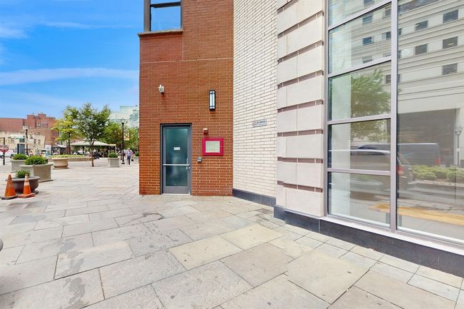 APT-304 - 102 Christopher Columbus Dr, Condo with 1 bedrooms, 1 bathrooms and null parking in Jersey City NJ | Image 26