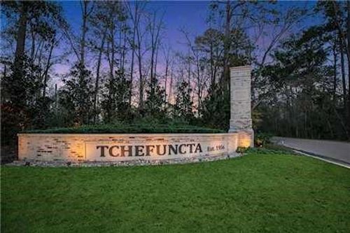 73 Silverberry Dr, Covington, LA, 70433-4415 | Card Image