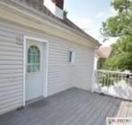 60 Main St, Sayreville, NJ, 08872-1684 | Card Image