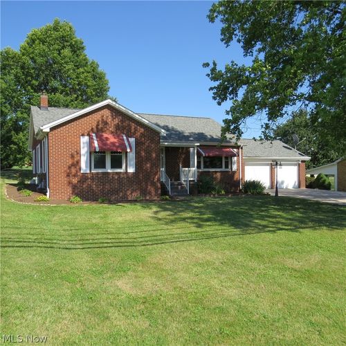 818 Canton Rd Nw, Carrollton, OH, 44615-9478 | Card Image