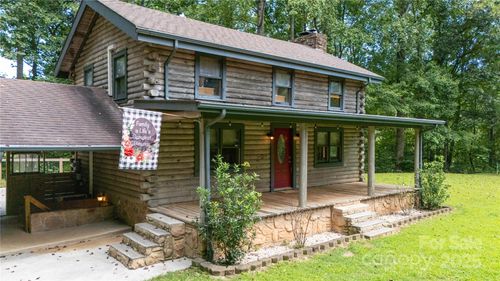 2038 Toms Creek Rd, Marion, NC, 28752-9845 | Card Image