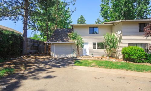 690 Normal Ave, Ashland, OR, 97520-2430 | Card Image