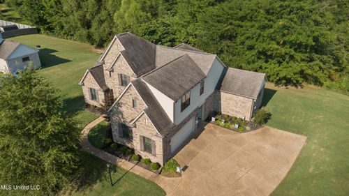 6901 Cataloochee Ln, Olive Branch, MS, 38654-5511 | Card Image