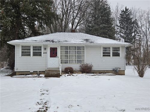 430 E Oak Orchard St, Medina, NY, 14103-1657 | Card Image