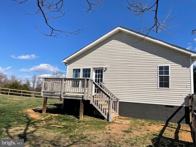 18393 Gaskins Ln, House other with 3 bedrooms, 2 bathrooms and null parking in JEFFERSONTON VA | Image 4