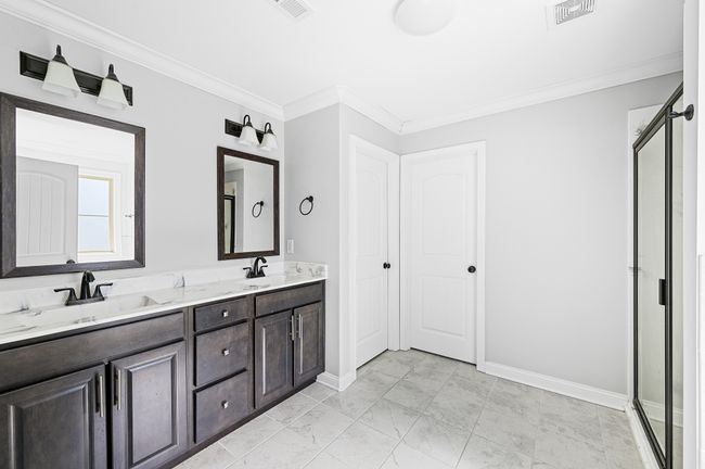 Primary bath | Image 48