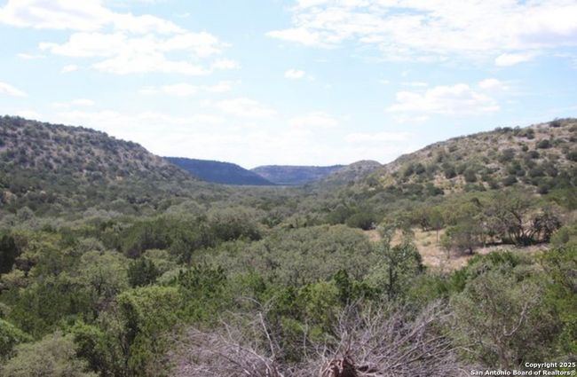 0000 Rocksprings, Home with 1 bedrooms, 1 bathrooms and null parking in Rocksprings TX | Image 27