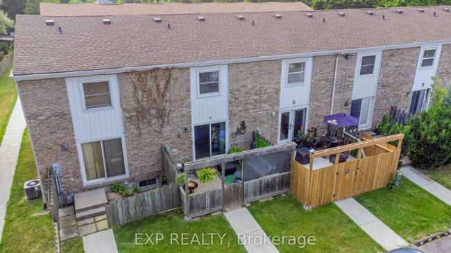 6 - 847 Ross Ave, Condo with 2 bedrooms, 2 bathrooms and 1 parking in Sarnia ON | Image 36