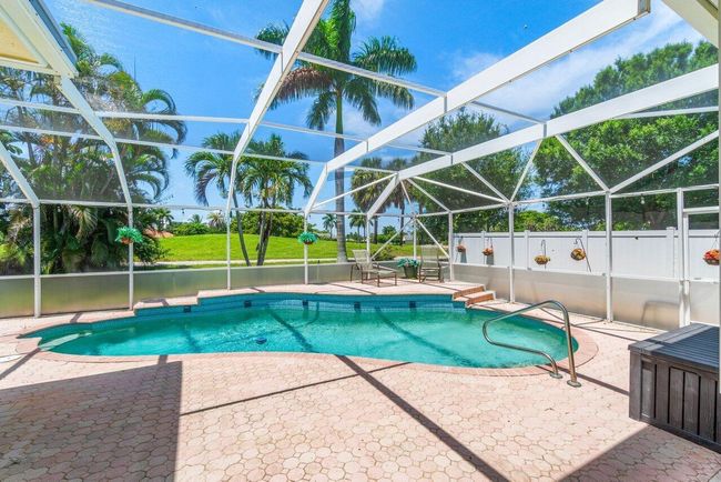 5946 Bay Hill Cir, House other with 4 bedrooms, 2 bathrooms and null parking in Lake Worth FL | Image 36