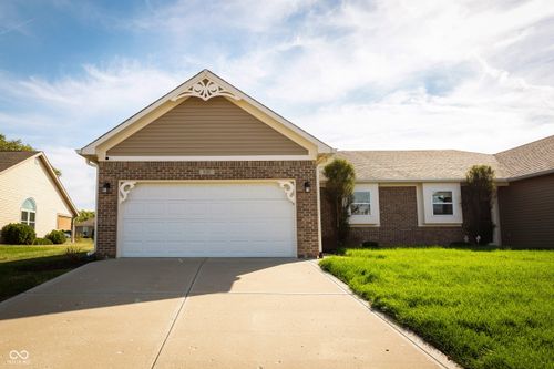 1325 Brookwood Cir, Danville, IN, 46122-9135 | Card Image