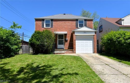 20503 Mountville Dr, Maple Heights, OH, 44137-2460 | Card Image