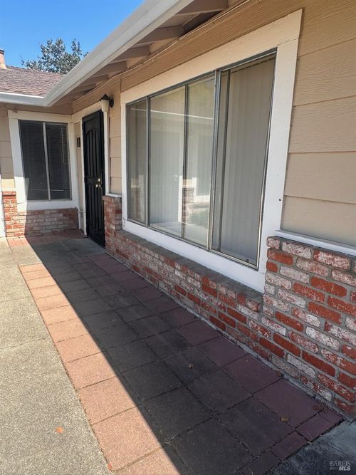 a-1420 Callen St, Vacaville, CA, 95688-2917 | Card Image