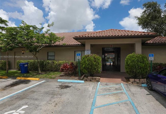 3531 Inverrary Blvd W, Home with 3 bedrooms, 2 bathrooms and null parking in Lauderhill FL | Image 42