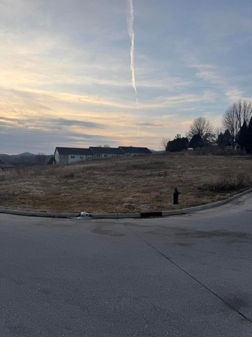Lot 3 Brooke Elizabeth Dr, Onalaska, WI, 54650 | Card Image
