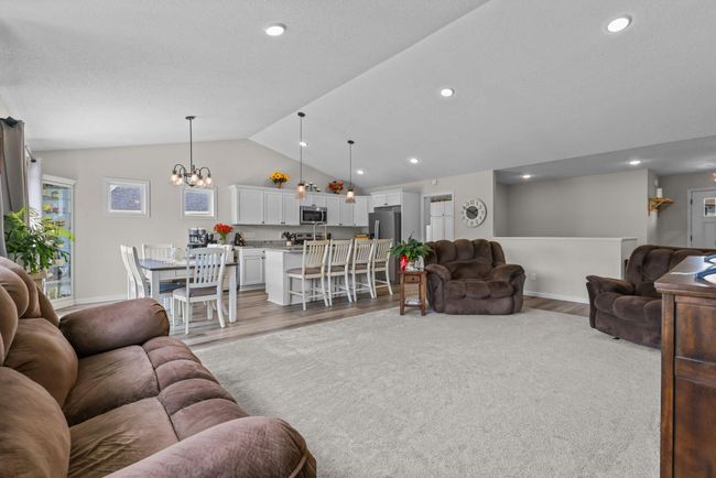 Living room.jpg | Image 6