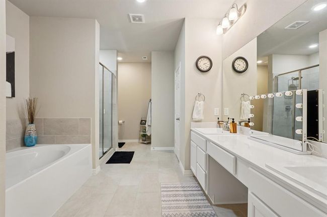 10126 Bayou Oaks Dr, House other with 4 bedrooms, 3 bathrooms and 2 parking in Conroe TX | Image 28