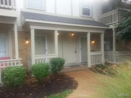 1446 Bluebird Ter, Saint Louis, MO, 63144-1101 | Card Image