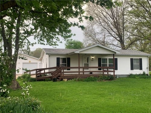 725 S Front St, Ramsey, IL, 62080-2345 | Card Image