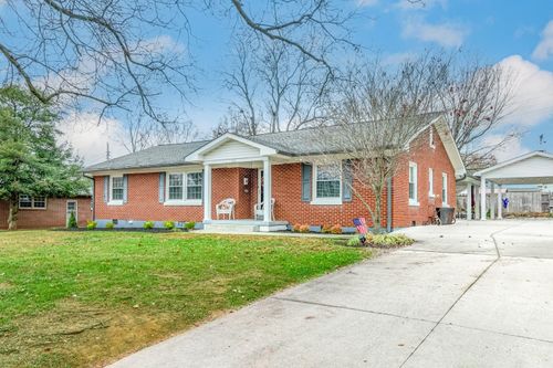 224 Admiral Cir, Lawrenceburg, TN, 38464-3550 | Card Image