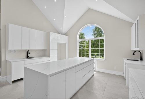 18 Fordham Ln, Highland Mills, NY, 10930-2646 | Card Image