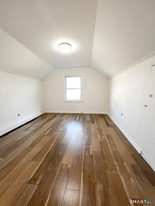 3-106 Lafayette St, Stamford, CT, 06902-3821 | Card Image