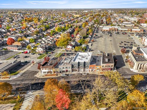 13730 Michigan Ave, Dearborn, MI, 48126-3520 | Card Image