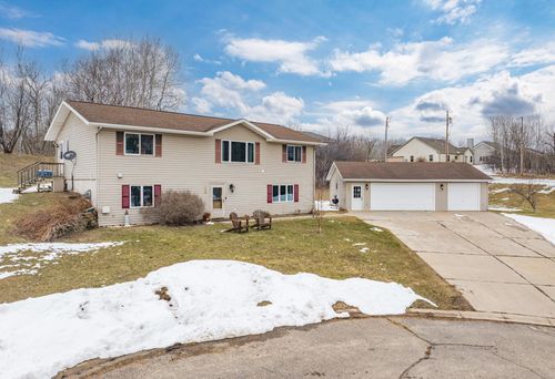 104 Northwest Ave, Bovey, MN, 55709-2621 | Card Image