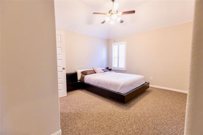2208 Rocky Shores Ln, House other with 4 bedrooms, 4 bathrooms and 2 parking in Pearland TX | Image 26