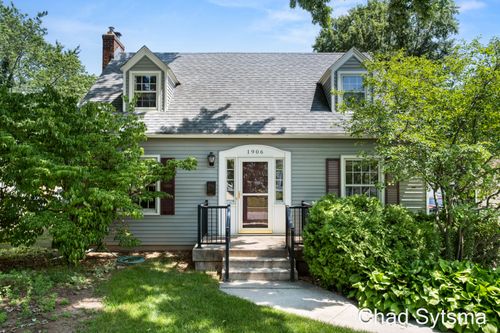 1906 Sylvan Ave Se, Grand Rapids, MI, 49506-4456 | Card Image