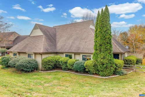 1092 Amber Ridge Rd, CHARLOTTESVILLE, VA, 22901 | Card Image