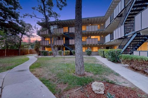apt-202-1100 Alvarado Dr Se, Albuquerque, NM, 87108-4701 | Card Image