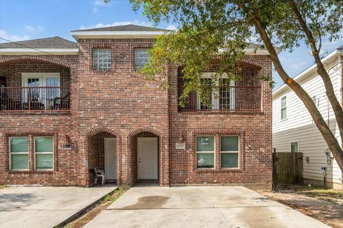 b-8105 Gallahad St, Houston, TX, 77078-2715 | Card Image
