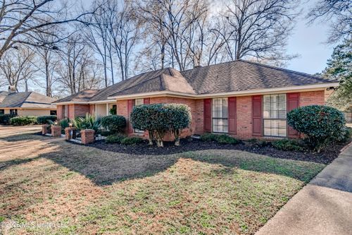 5379 Fairway St, Jackson, MS, 39211-4251 | Card Image